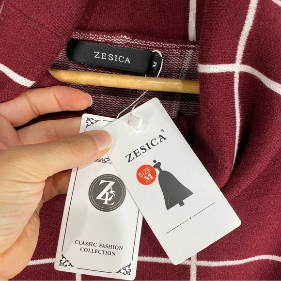 Zesica Plaid Super Soft Stretchy Pullover Turtleneck Sweater Size Medium (NWT) - Picture 2 of 5